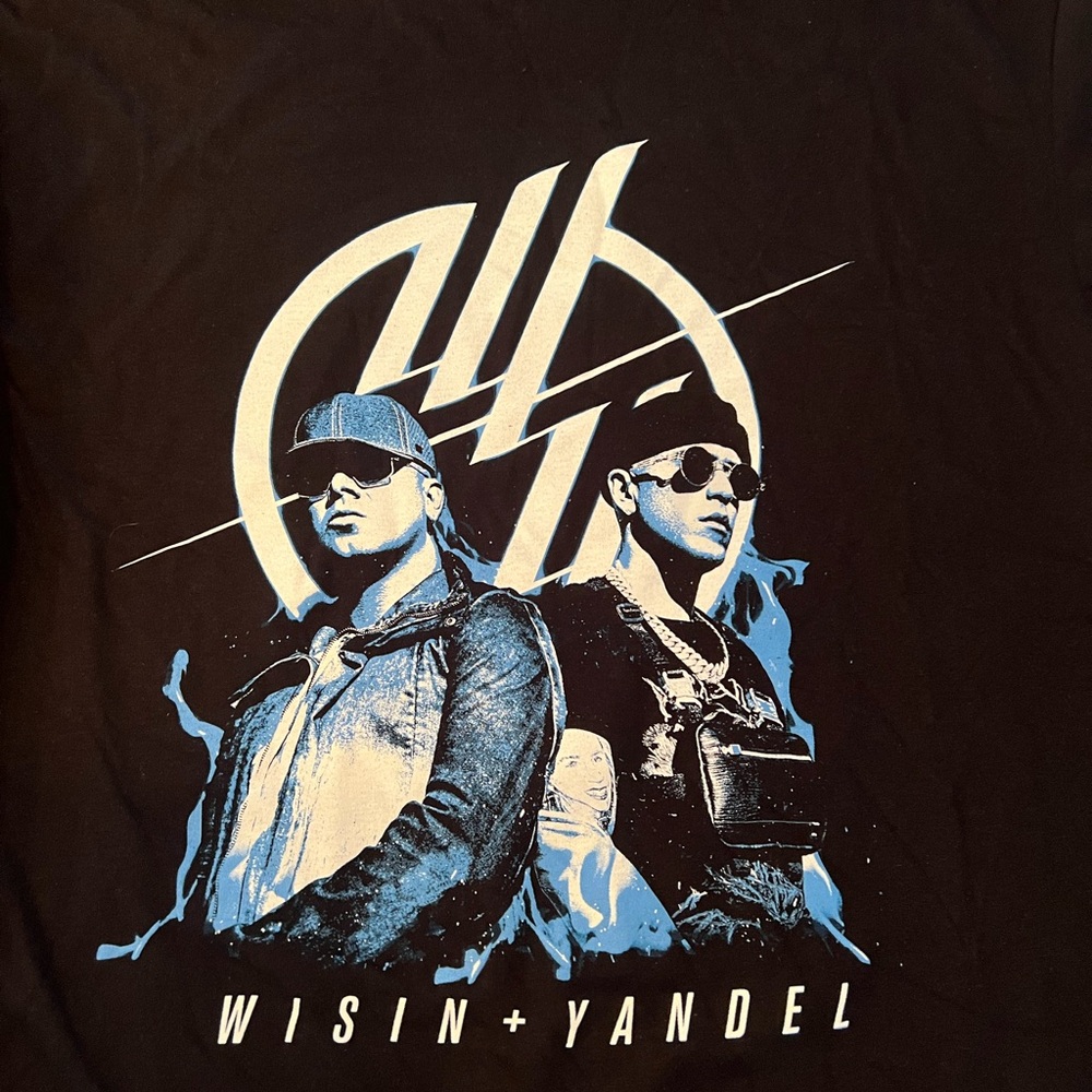 Wisin + Yandel Black Graphic T-Shirt